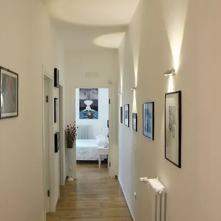 Interno 45 3*